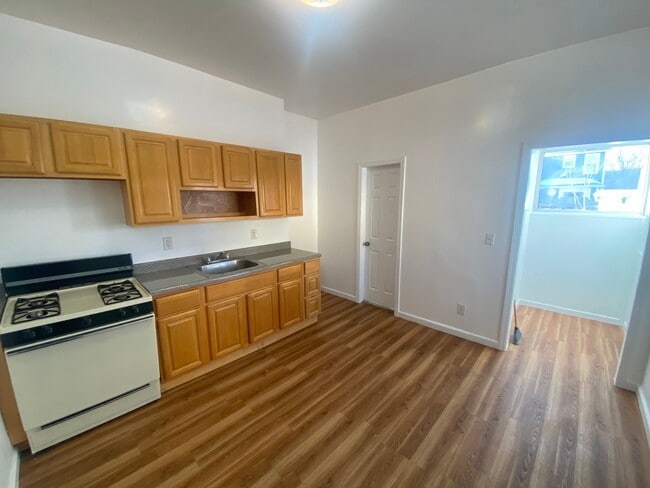 Building Photo - 29 High St