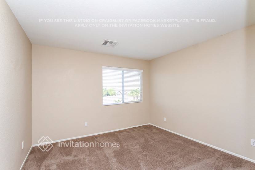 Building Photo - 3599 Bufflehead St