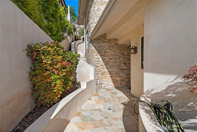 Building Photo - 31460 Ceanothus Dr