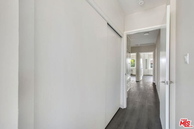 Building Photo - 4151 Don Mariano Dr