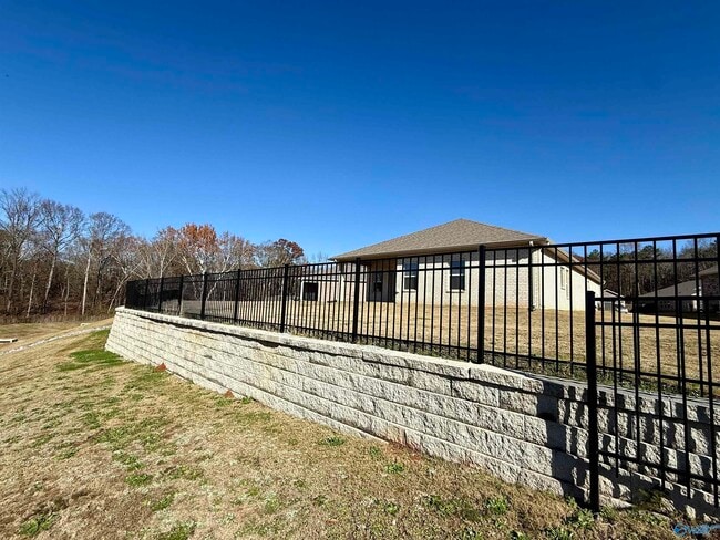 Building Photo - 160 High Leaf Dr