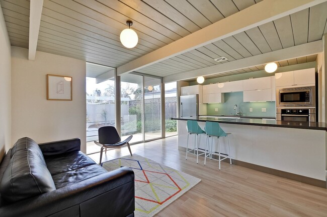 Building Photo - 4BD/2BA Cupertino Gem with Modern Upgrades!