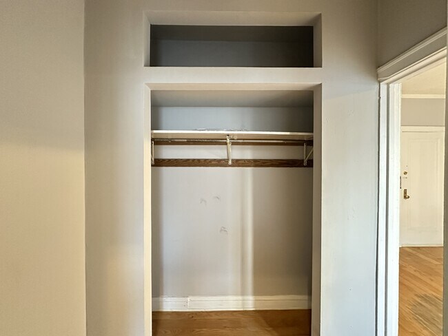 Building Photo - 2832 N Burling