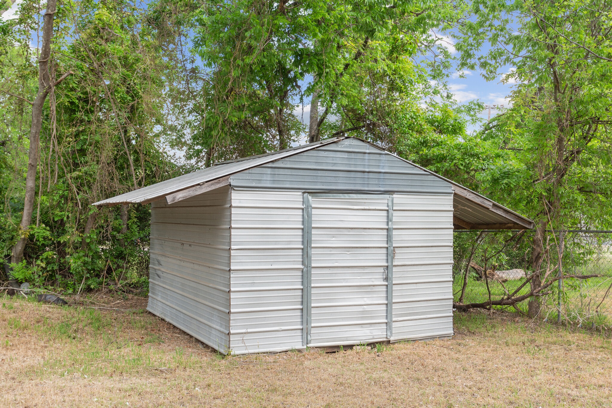 Building Photo - 306 Avenue G