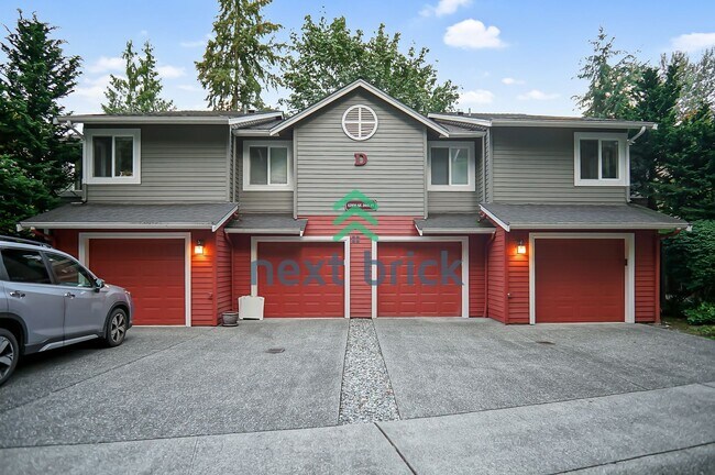 Building Photo - Beautiful home with 3 beds, 2.5 baths for ...