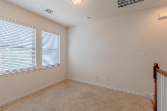 Building Photo - 2326 Stutz Dr