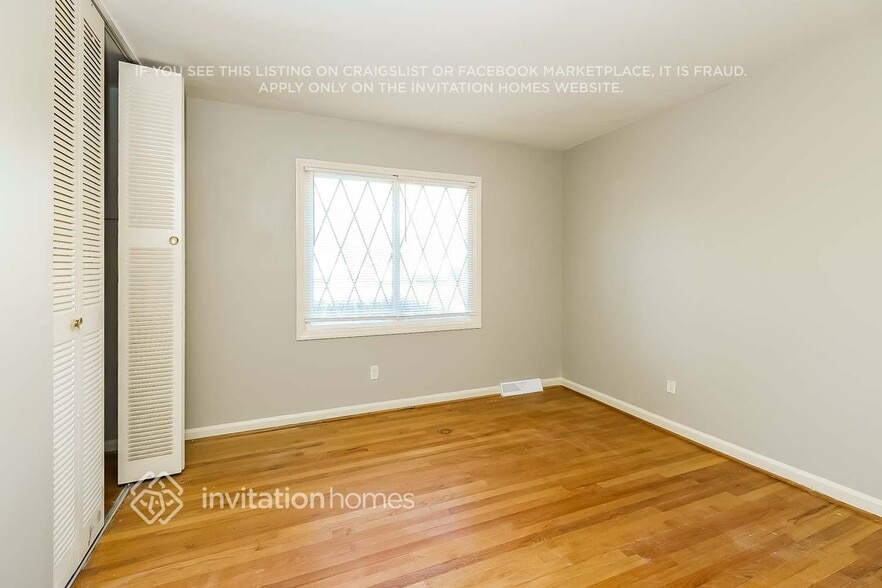 Building Photo - 9927 Feldbank Dr