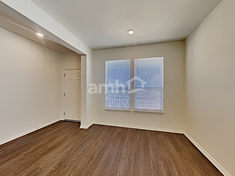 Building Photo - 345 Pebble Beach Run