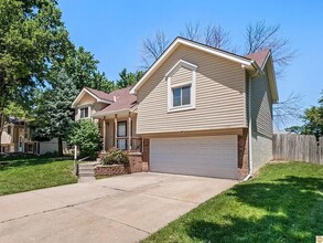 Building Photo - 14614 Borman St