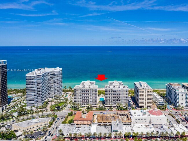 Primary Photo - 9595 Collins Ave