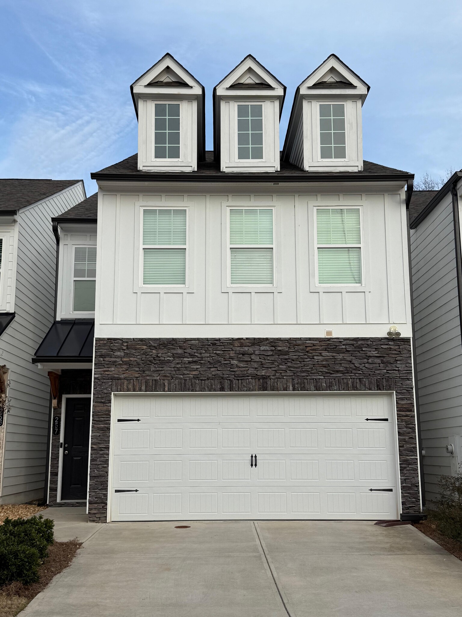 Building Photo - 257 Whitetail Cir