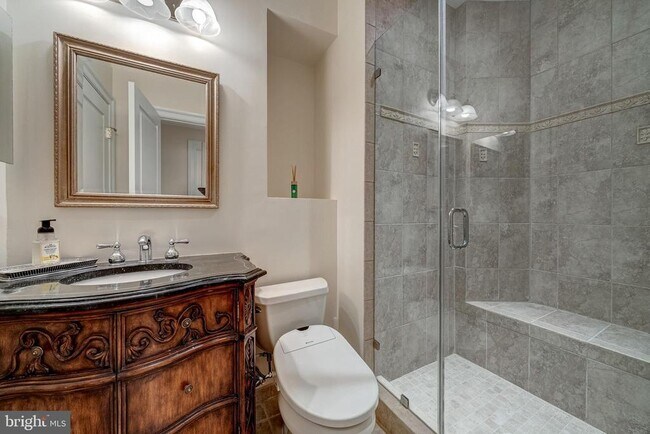 Building Photo - 18852 Ridgeback Ct