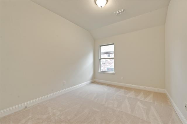 Building Photo - 816 Bird Creek Dr