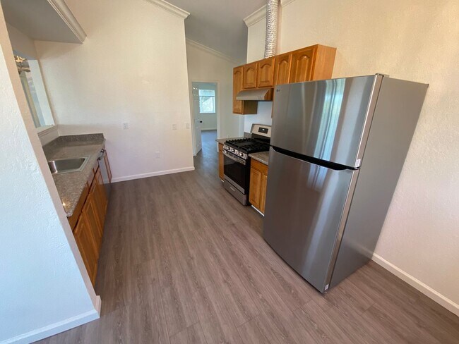 Building Photo - 2810-2814 Chronicle Ave