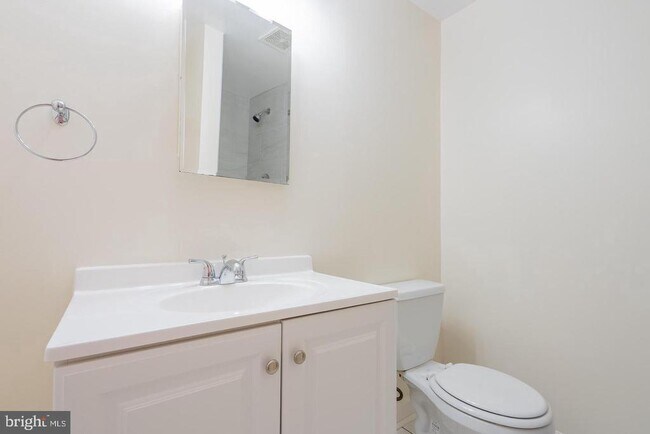 Building Photo - 3048 Silent Valley Dr