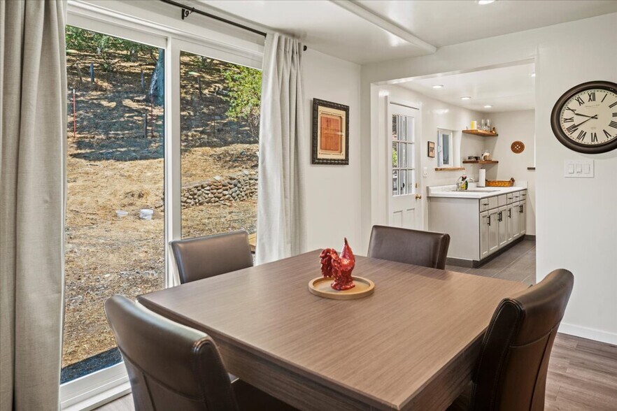 Building Photo - 273 W Carmel Valley Rd