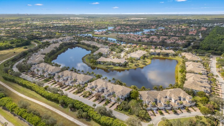 Lake View - 9229 Museo Cir