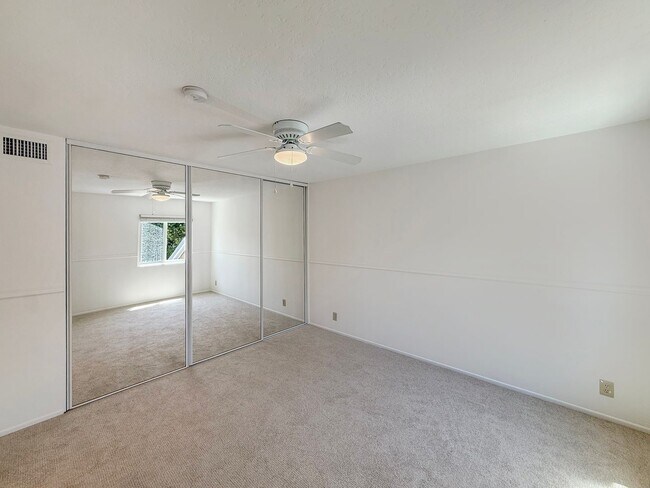 Building Photo - Great 3B/3BA House in Carmel Valley!