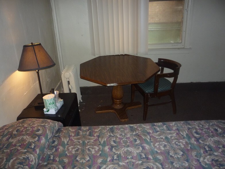 Building Photo - Olympic Hotel