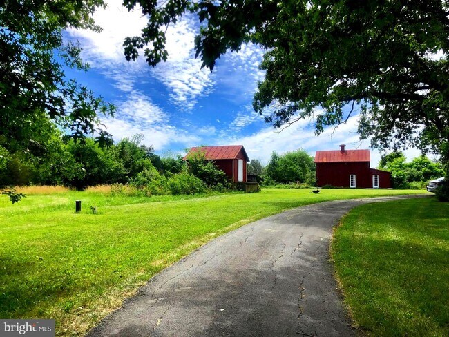 Building Photo - 9034 Burwell Rd