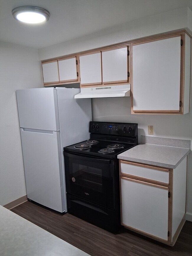Building Photo - Location, Community, Quality Living. It St...