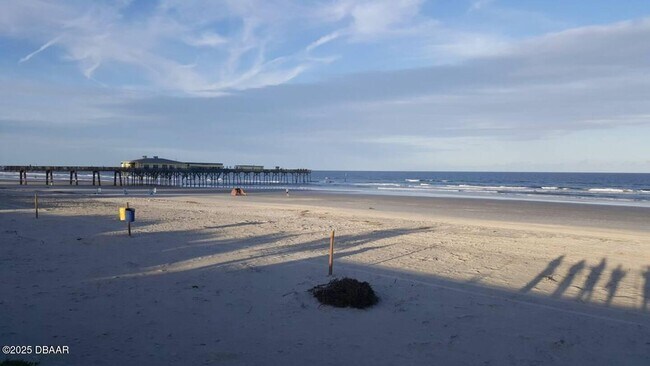 Building Photo - 3727 S Atlantic Ave