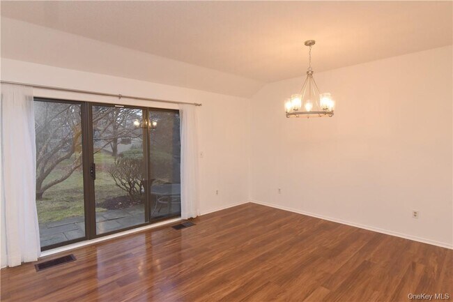 Building Photo - 188 Heritage Hills