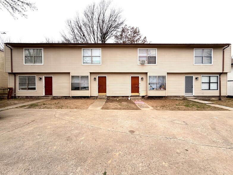 Building Photo - 531 N Betty Jo Dr