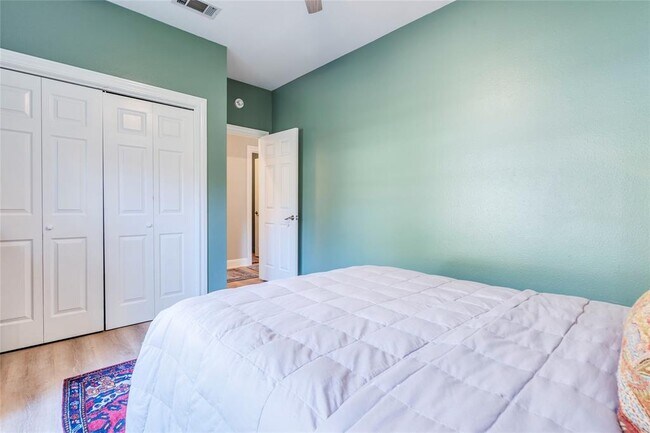 Building Photo - 106 Rupen Ct