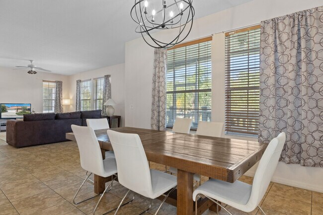 Building Photo - 4765 S Amstel Dr