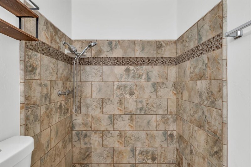 Building Photo - 7651 E Mary Dr