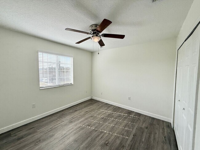 Building Photo - GORGEOUS, Large Completely Renovated Two-Story 4/2.5 PLUS LOFT in POINCIANA VILLAGES!