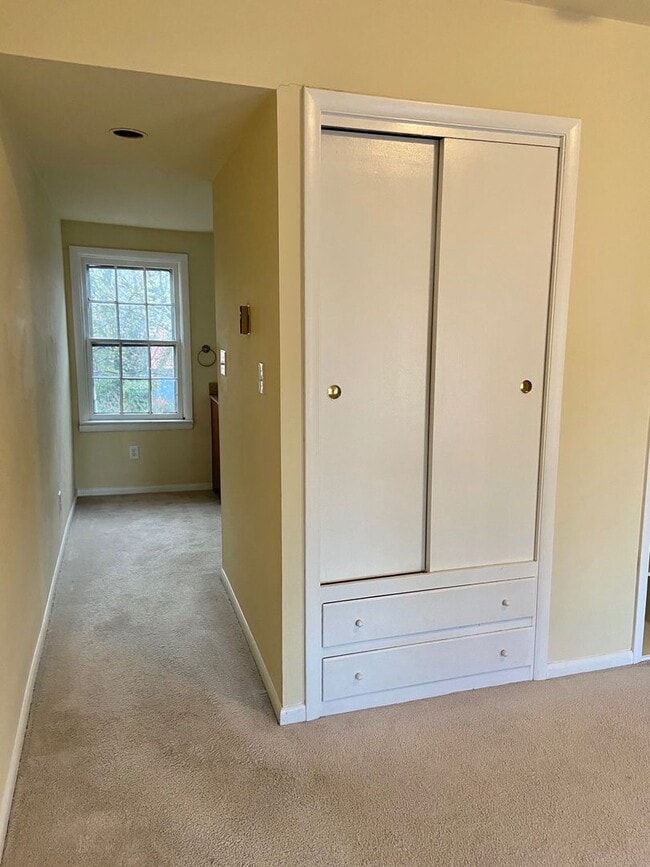 Building Photo - Conduit Street. Updated Home in Historic D...