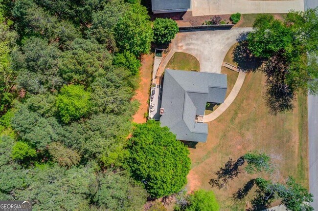 Building Photo - 3314 Banks Mountain Dr