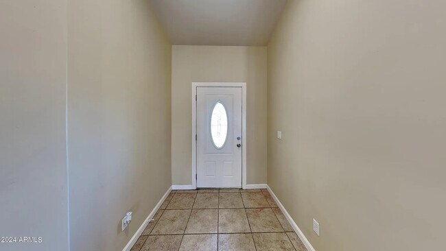 Building Photo - 3002 E Jeanette Ct