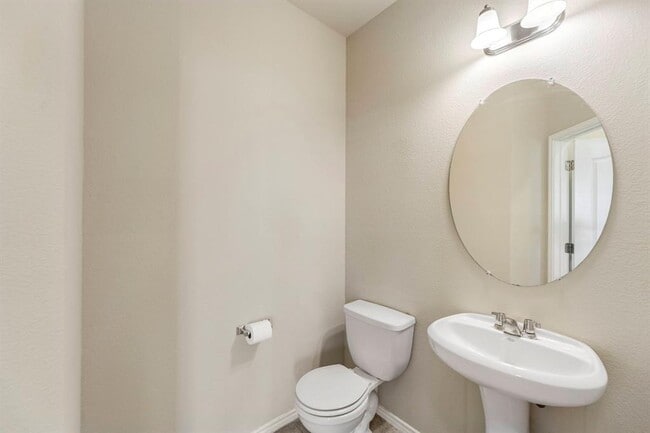 Building Photo - 18712 Mangan Way