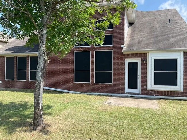 Building Photo - 6717 Driftwood Ln