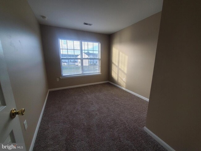 Building Photo - 132 Bay Hill Ln