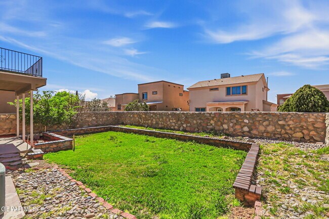 Building Photo - 3165 Sarina Cir