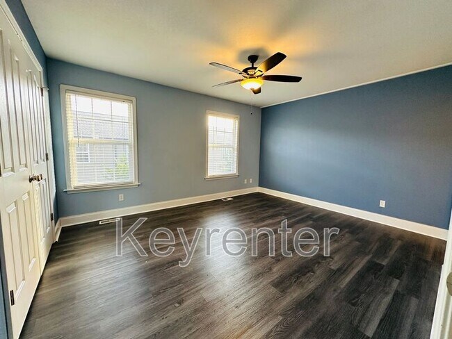 Building Photo - 2420 Hallerins Ct