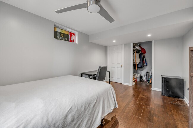 Building Photo - 653 Mt Vernon Dr