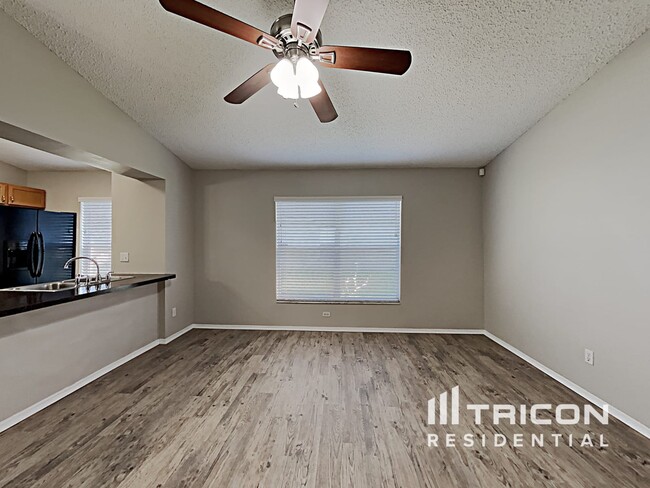 Building Photo - 1576 Palmstone Dr