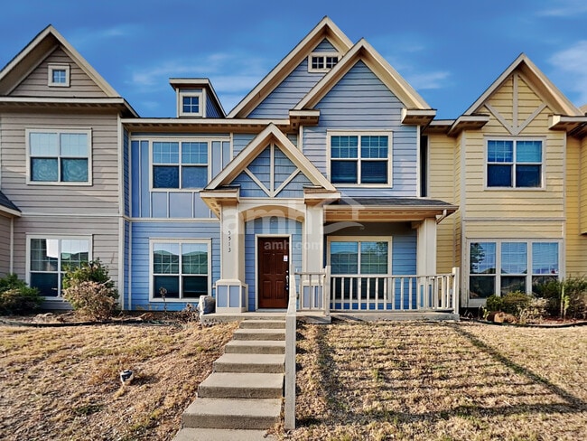 Building Photo - 5513 Soledad Dr