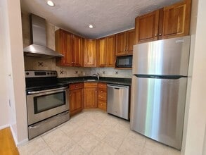 Building Photo - 152 Quincy Shore Dr