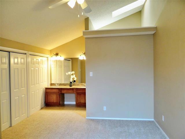 Building Photo - 517 Ranch Trail