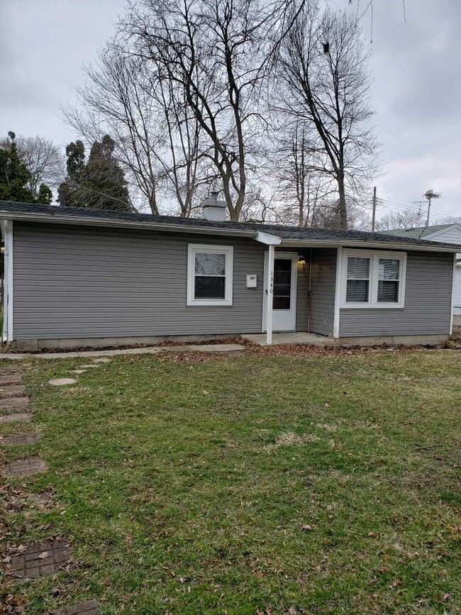 Primary Photo - 1340 Mound Ave