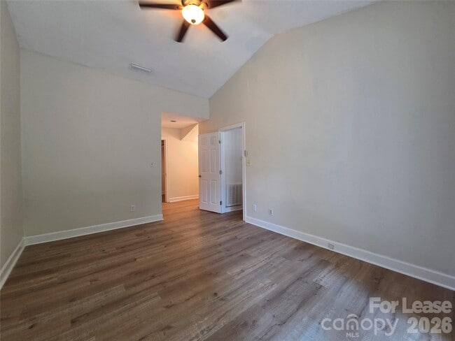 Building Photo - 23 Longbow Ct