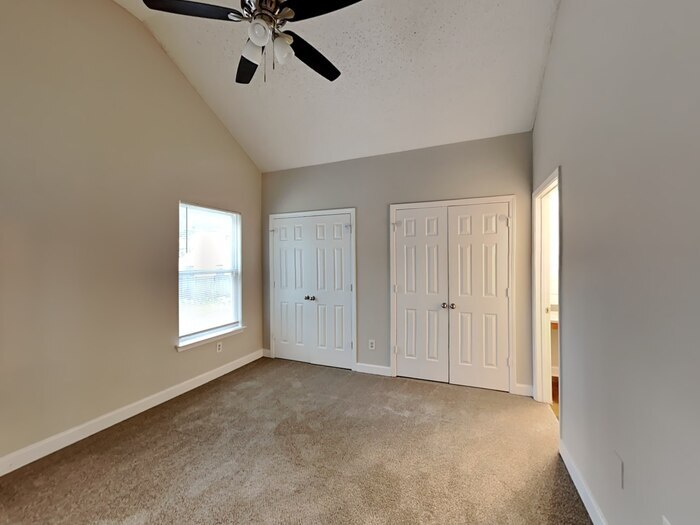 Building Photo - 360 Dressage Ct