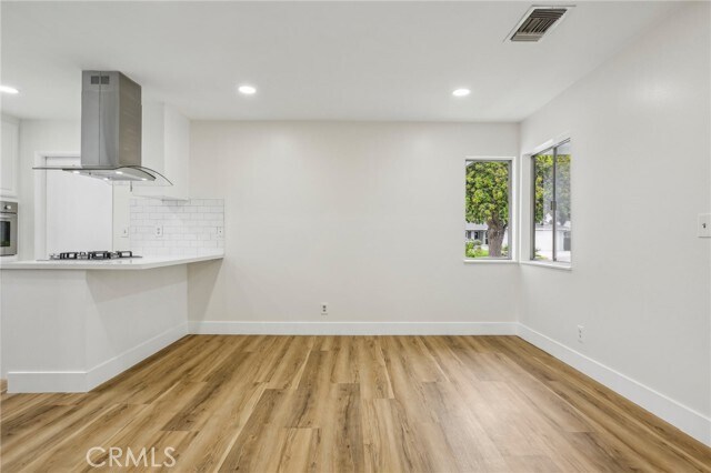 Building Photo - 6232 Albion Dr