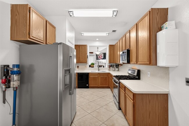 Building Photo - 20135 Golden Mesa Dr